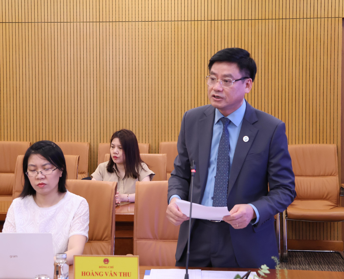 Ông Hoàng Văn Thu, Phó Chủ tịch Ủy ban Chứng khoán Nhà nước